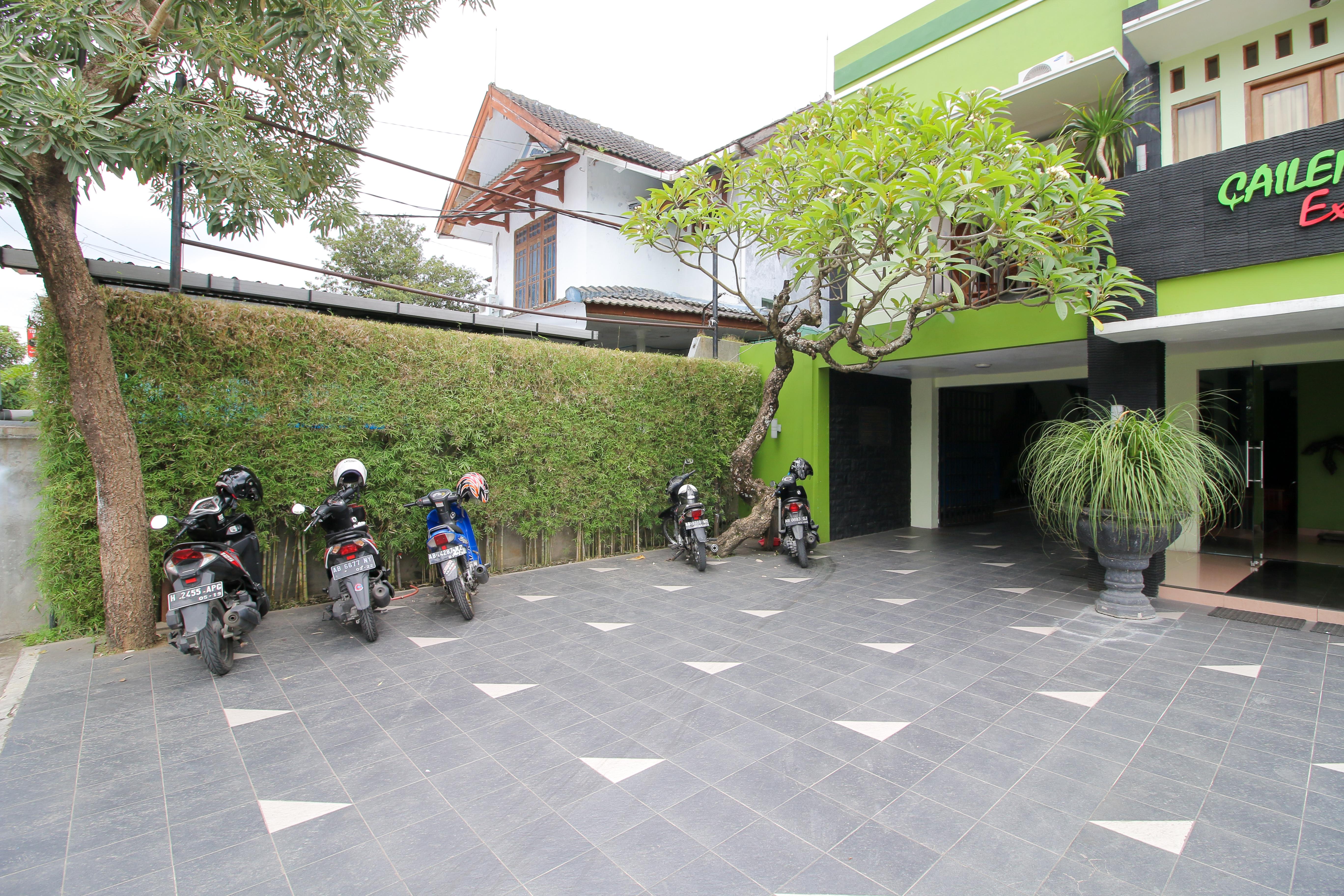 RedDoorz Plus @ Taman Siswa 2 Yogyakarta Exterior foto